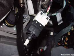 See U1362 repair manual